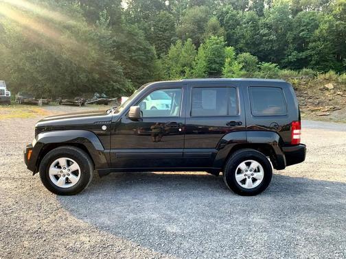 2010 Jeep Liberty Sport