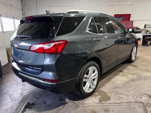 2020 Chevrolet Equinox Premier w/2LZ
