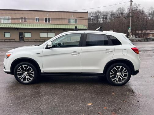 2017 Mitsubishi Outlander Sport 2.0 LE