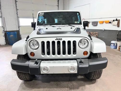 2012 Jeep Wrangler Unlimited Altitude
