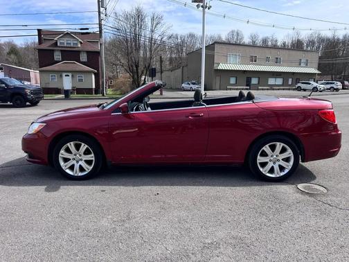 2012 Chrysler 200 Touring