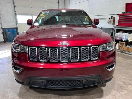 2017 Jeep Grand Cherokee Laredo
