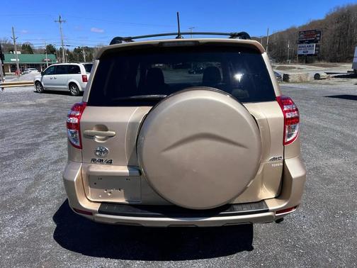 GOLD 2011 Toyota RAV4 Base