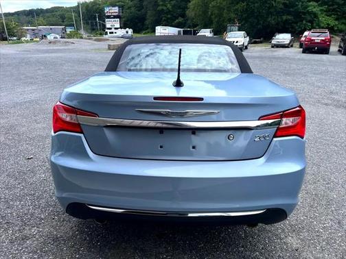 2012 Chrysler 200 Touring