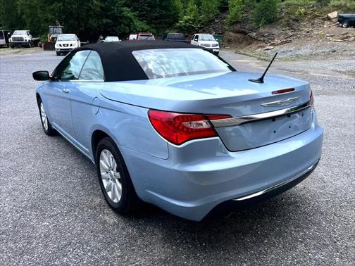 2012 Chrysler 200 Touring