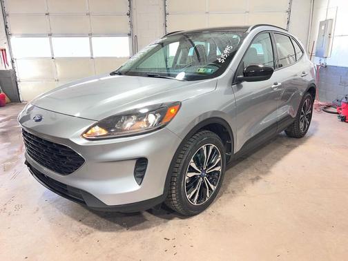 2021 Ford Escape SE