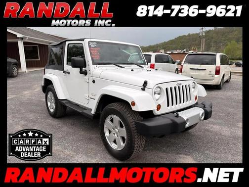Bright White Clearcoat 2012 Jeep Wrangler Sahara