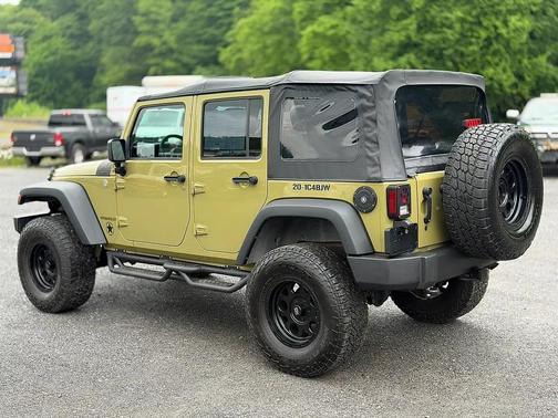 Commando Green 2013 Jeep Wrangler Unlimited Sport