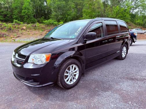 Brilliant Black Crystal Pearlcoat 2016 Dodge Grand Caravan SXT