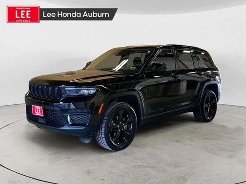2023 Jeep Grand Cherokee Altitude