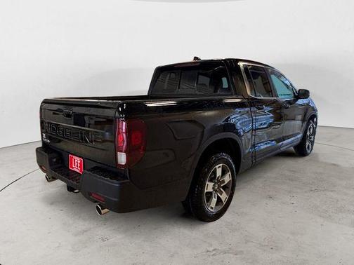 Crystal Black Pearl 2026 Honda Ridgeline RTL