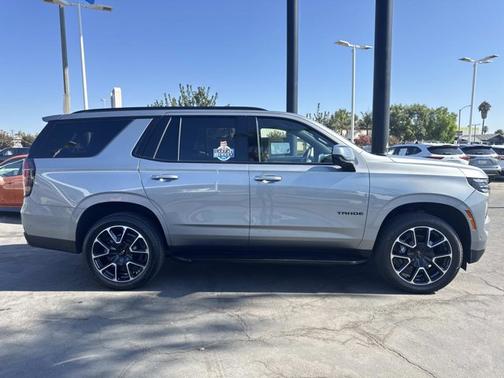 2025 Chevrolet Tahoe RST