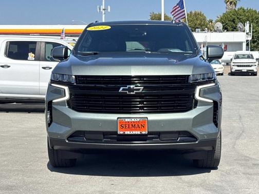 Silver Sage Metallic 2024 Chevrolet Suburban RST