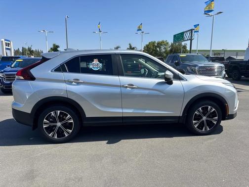 2022 Mitsubishi Eclipse Cross SE