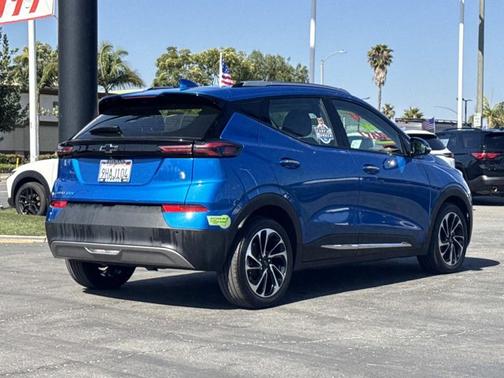 Bright Blue Metallic 2023 Chevrolet Bolt EUV Premier