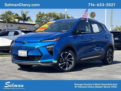 Bright Blue Metallic 2023 Chevrolet Bolt EUV Premier