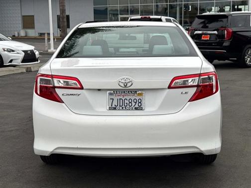 2014 Toyota Camry LE