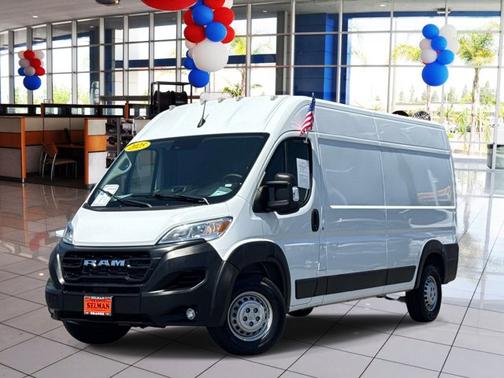Bright White Clearcoat 2025 RAM ProMaster 2500 High Roof