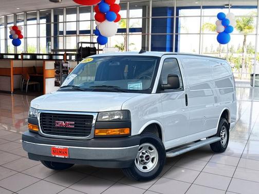 2024 GMC Savana 2500 Work Van