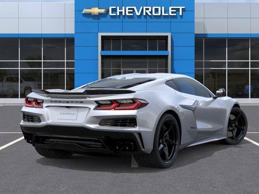 Blade Silver Metallic 2026 Chevrolet Corvette 1LZ