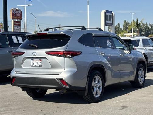 2021 Toyota Highlander L