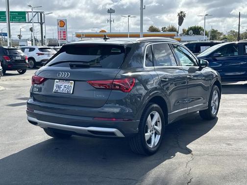 2020 Audi Q3 Premium