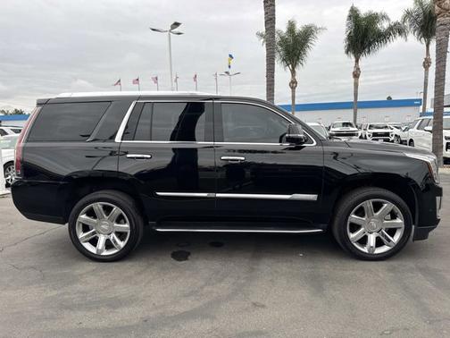 2020 Cadillac Escalade Luxury