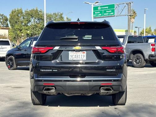 2022 Chevrolet Traverse Premier