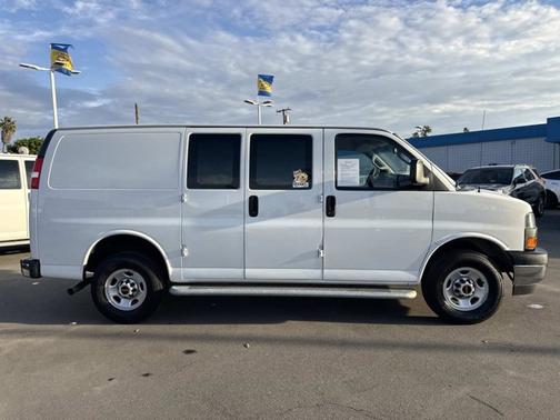 2024 GMC Savana 2500 Work Van