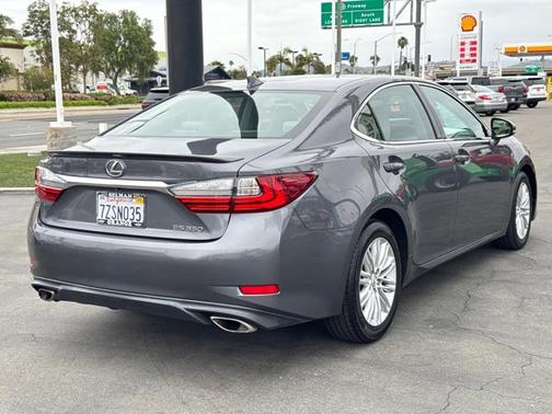 2017 Lexus ES 350 Base