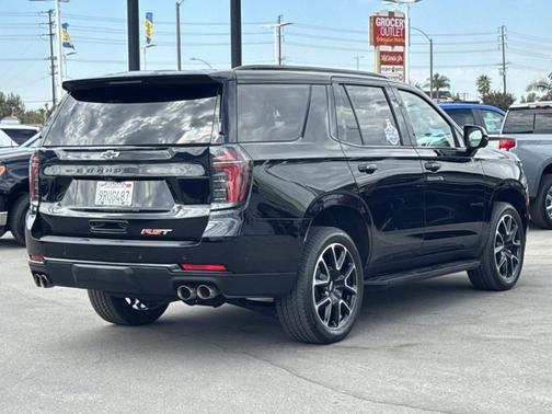2025 Chevrolet Tahoe RST