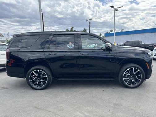 2025 Chevrolet Tahoe RST