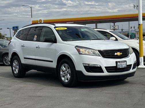 2016 Chevrolet Traverse LS