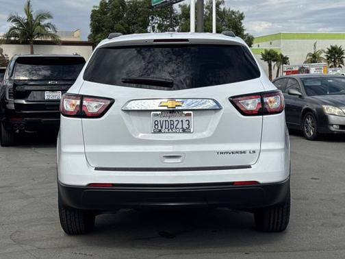 2016 Chevrolet Traverse LS