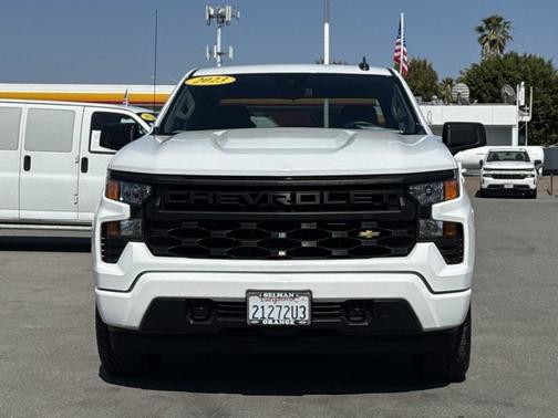 Summit White 2023 Chevrolet Silverado 1500 Custom