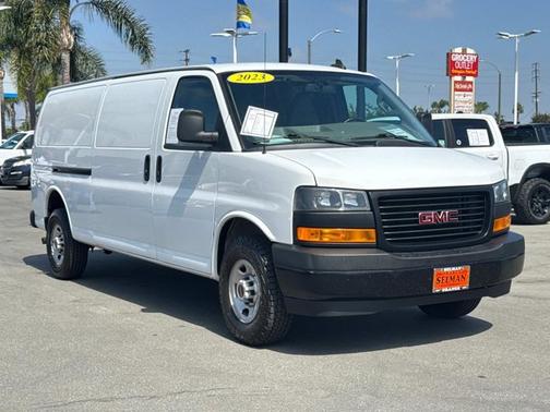 2023 GMC Savana 2500 Work Van