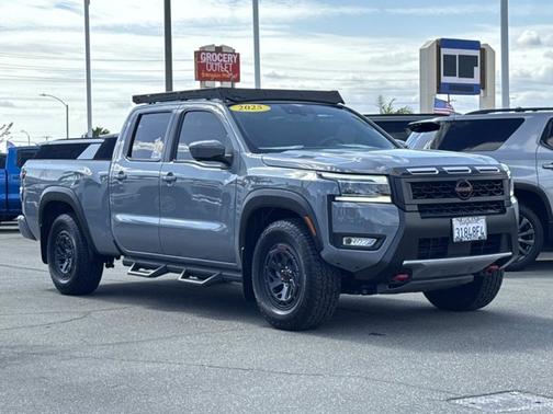 Boulder Gray Pearl 2025 Nissan Frontier PRO-4X