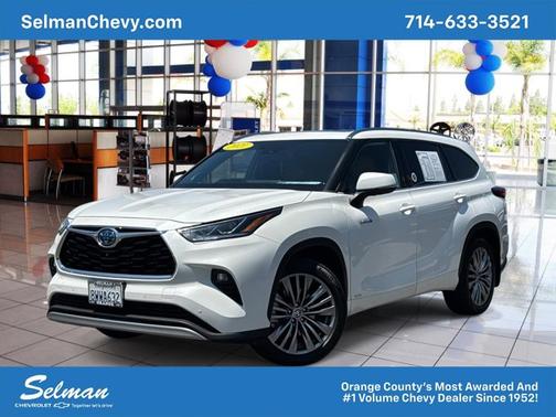 2021 Toyota Highlander Hybrid Platinum