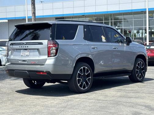 Sterling Gray Metallic 2024 Chevrolet Tahoe RST