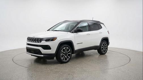 Bright White Clearcoat 2025 Jeep Compass Trailhawk