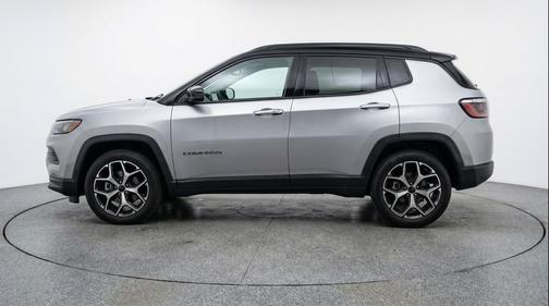 Silver Zynith Metallic Clearcoat 2025 Jeep Compass Limited