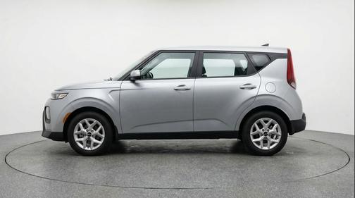 Steel Gray 2025 Kia Soul LX