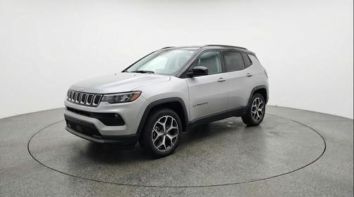 Silver Zynith Metallic Clearcoat 2025 Jeep Compass Limited
