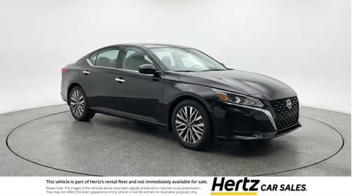 Super Black 2025 Nissan Altima SV FWD