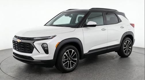 Summit White 2025 Chevrolet Trailblazer LT