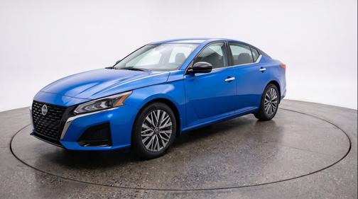 Bluestone Pearl 2025 Nissan Altima SV FWD