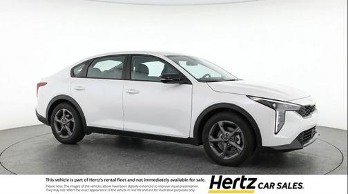 Snow White Pearl 2025 Kia K4 LXS