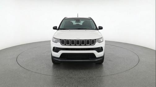 Bright White Clearcoat 2025 Jeep Compass Limited