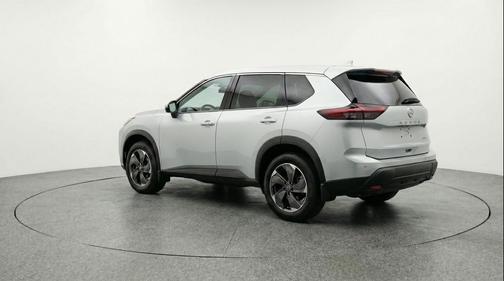 Brilliant Silver Metallic 2025 Nissan Rogue SV