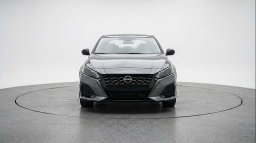 Gun Metallic 2025 Nissan Altima SV FWD